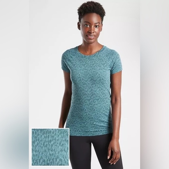 Athleta Teal Patterned Short Sleeve Top - Picture 1 of 6
